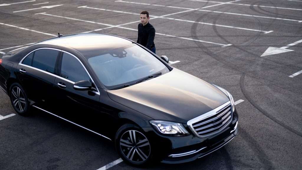 Corporate Cars Australia Booking a Luxury Car