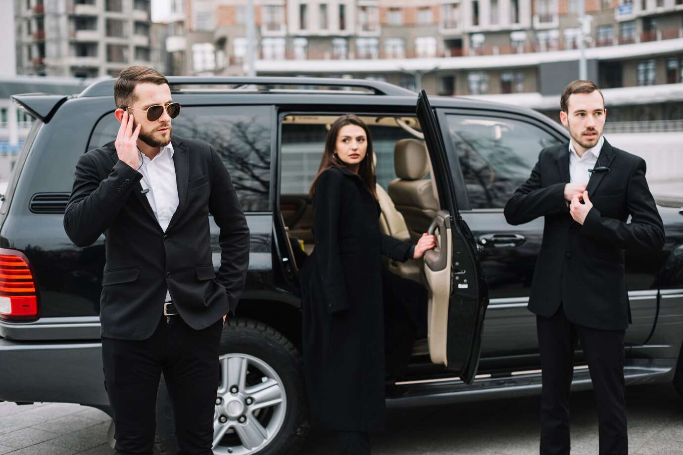 Limousine Hire in Gold Coast VIP security escort